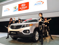 Kia Press Babes - Carscoop