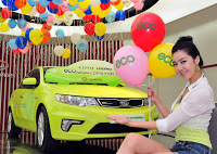 Kia Press Babes - Carscoop