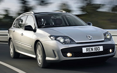 2010 Renault Laguna - Carscoop 