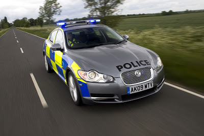 Jaguar XF Police - Carscoop 
