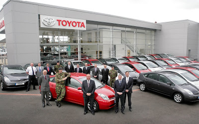 Toyota Prius Army - Carscoop 