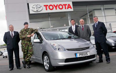 Toyota Prius Army - Carscoop 