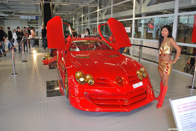 Mercedes SLR McLaren Red Gold Dream - Carscoop 