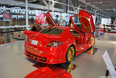 Mercedes SLR McLaren Red Gold Dream - Carscoop 