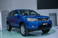 Landwind X8 - Mitsubishi Outlander  - Carscoop