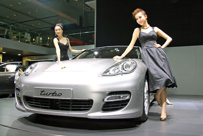 Babes Shanghai Auto Show 2009  - Carscoop