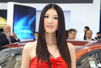 Babes Shanghai Auto Show 2009  - Carscoop