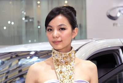 Babes Shanghai Auto Show 2009  - Carscoop