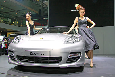 Babes Shanghai Auto Show 2009  - Carscoop