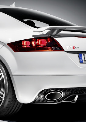 2010 Audi TT RS 