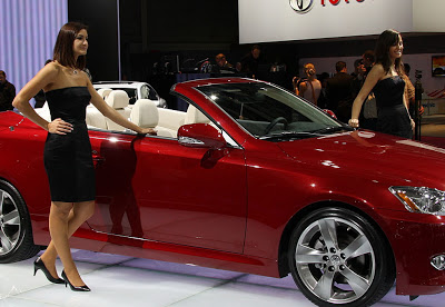 Paris Auto Show Babes