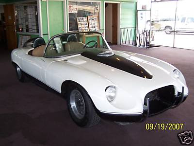 Jaguar XKE 1972 James Bond Movie