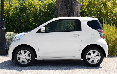 Toyota iQ European Model 2009