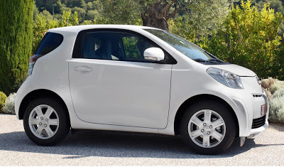 Toyota iQ European Model 2009