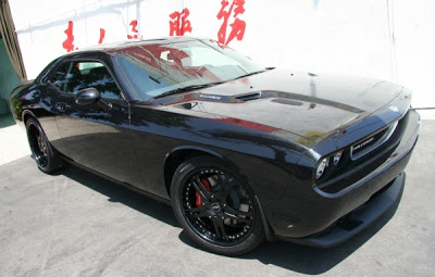 Dodge Challenger SRT-8