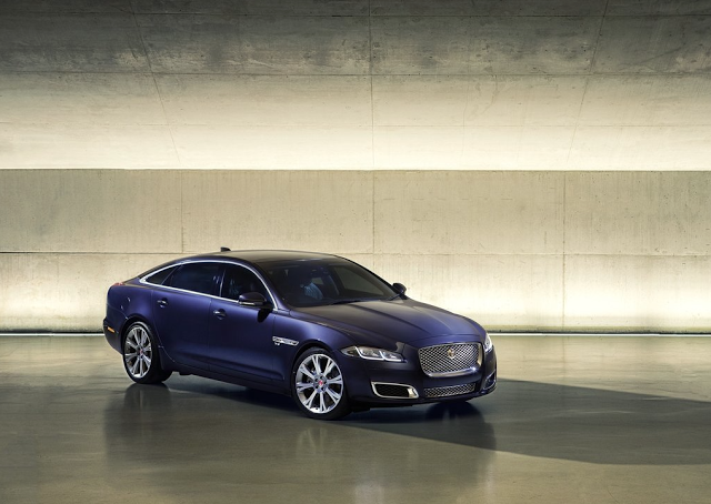 2016 Jaguar XJ blue