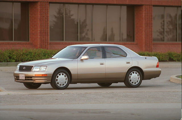 1995 Lexus LS400