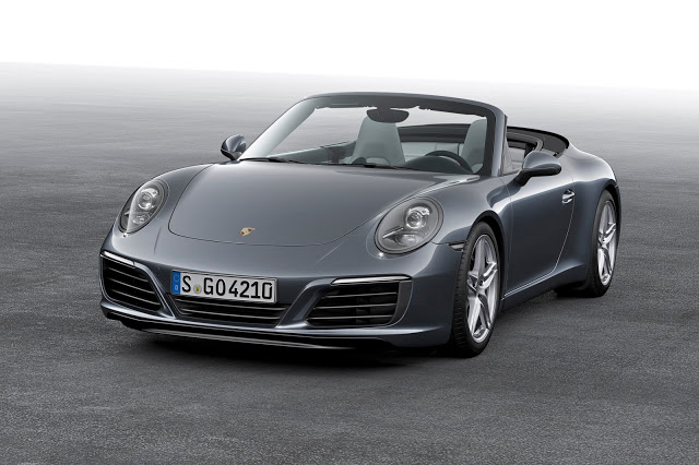 2017 Porsche 911 cabriolet front grey