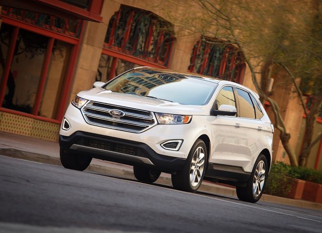 2015 Ford Edge white