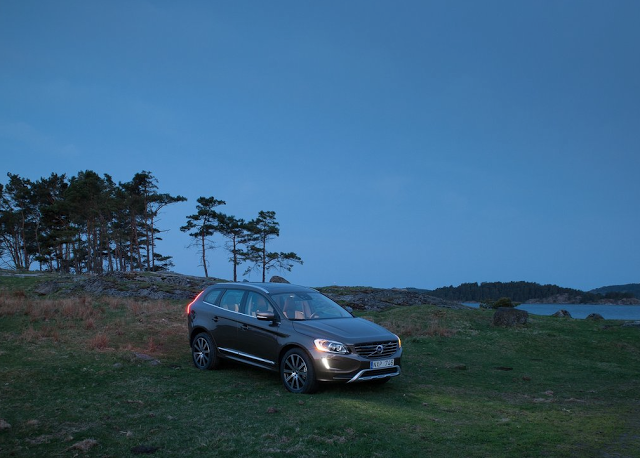 2015 Volvo XC60 brown