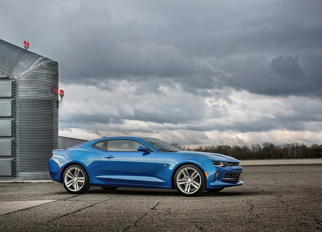 2016 Chevrolet Camaro blue