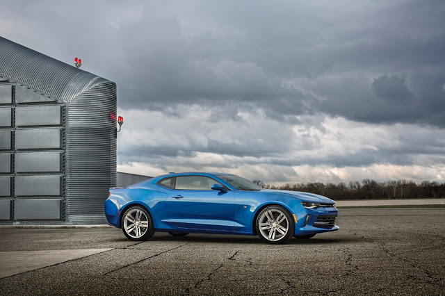 2016 Chevrolet Camaro blue