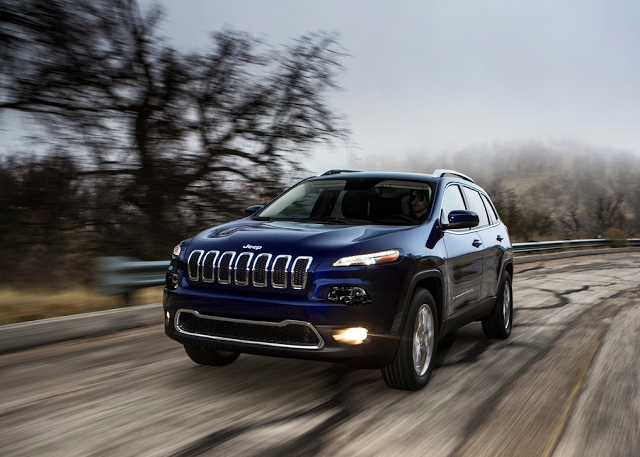 2014 Jeep Cherokee blue