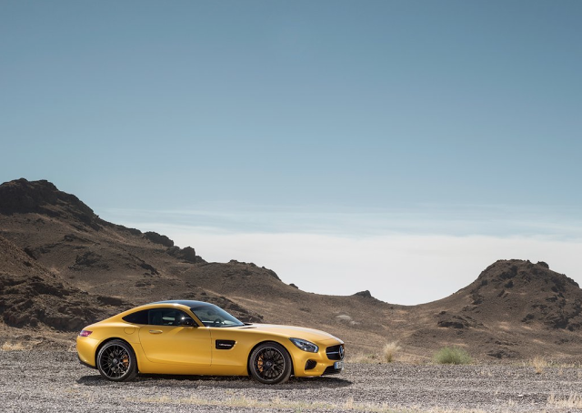 2016 Mercedes-Benz AMG GT S yellow