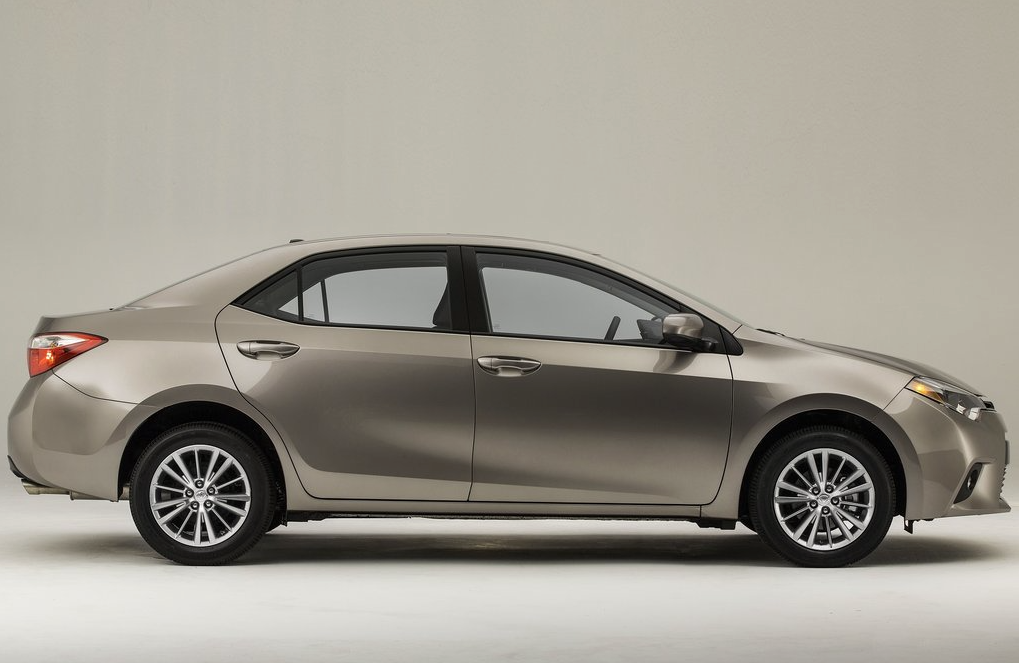 2015 Toyota Corolla beige