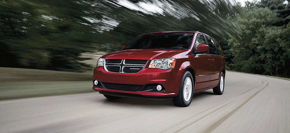 2015 Dodge Grand Caravan red SXT