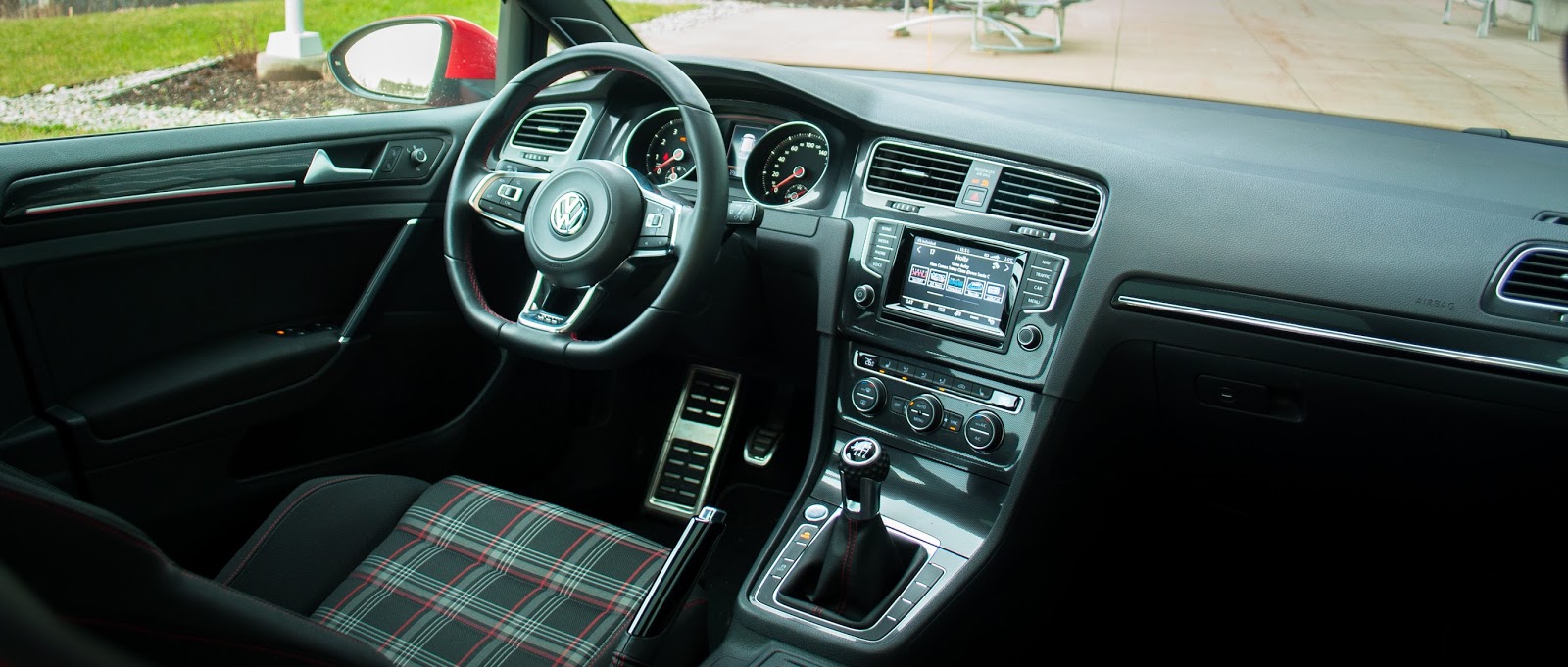 2015 Volkswagen Golf GTI interior