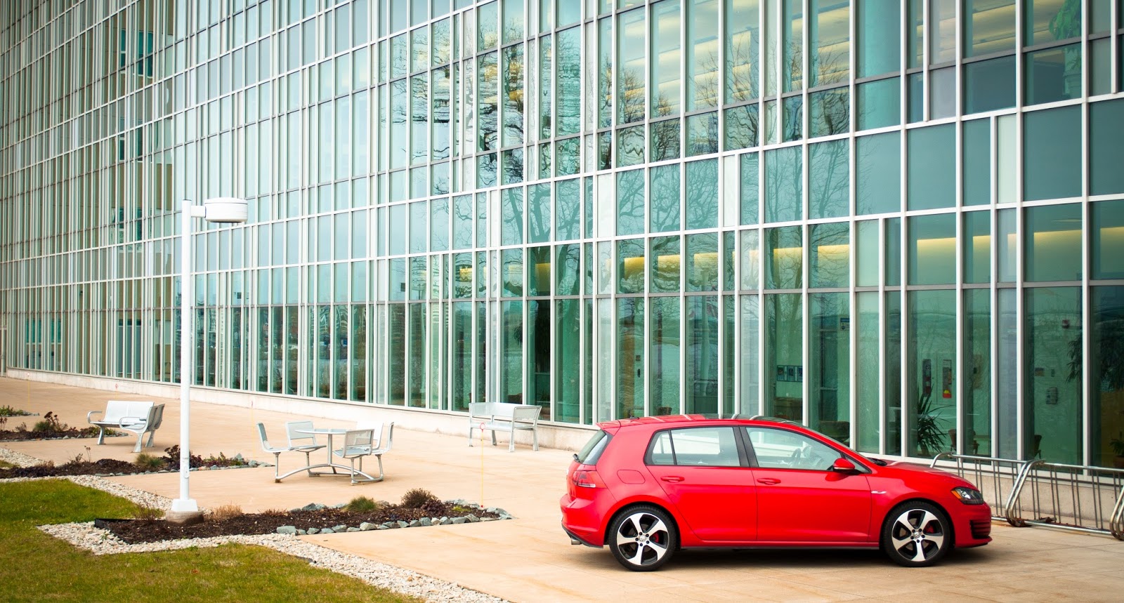 2015 Volkswagen Golf GTI side