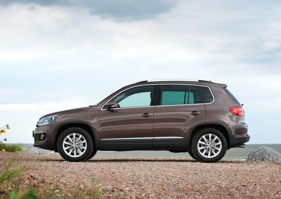 2012 vw tiguan brown