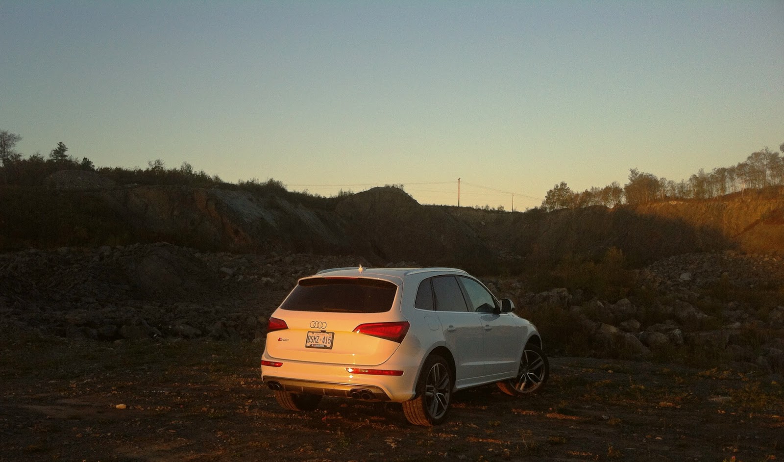 2014 Audi SQ5 rear view