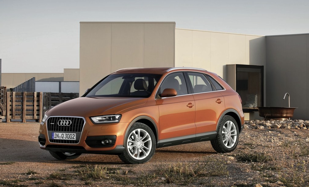 Audi Q3 orange