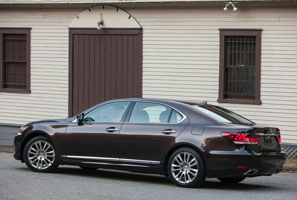 2014 Lexus LS600hL