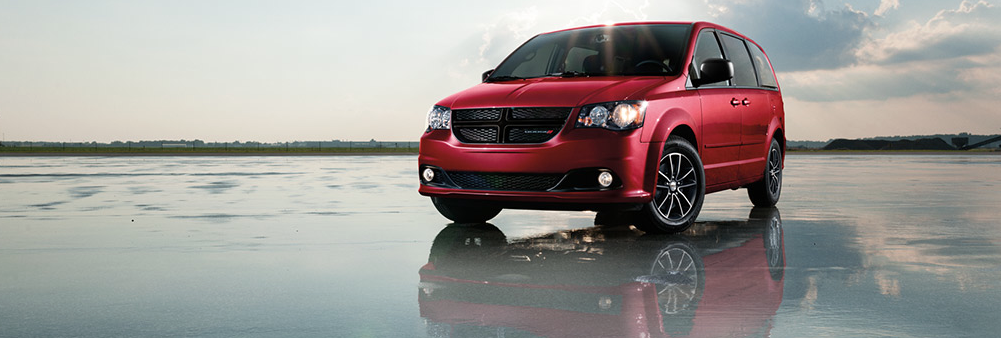 2014 Dodge Grand Caravan red