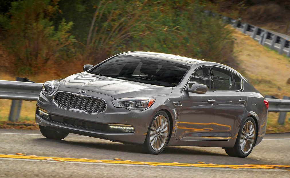 2014 Kia K900 grey