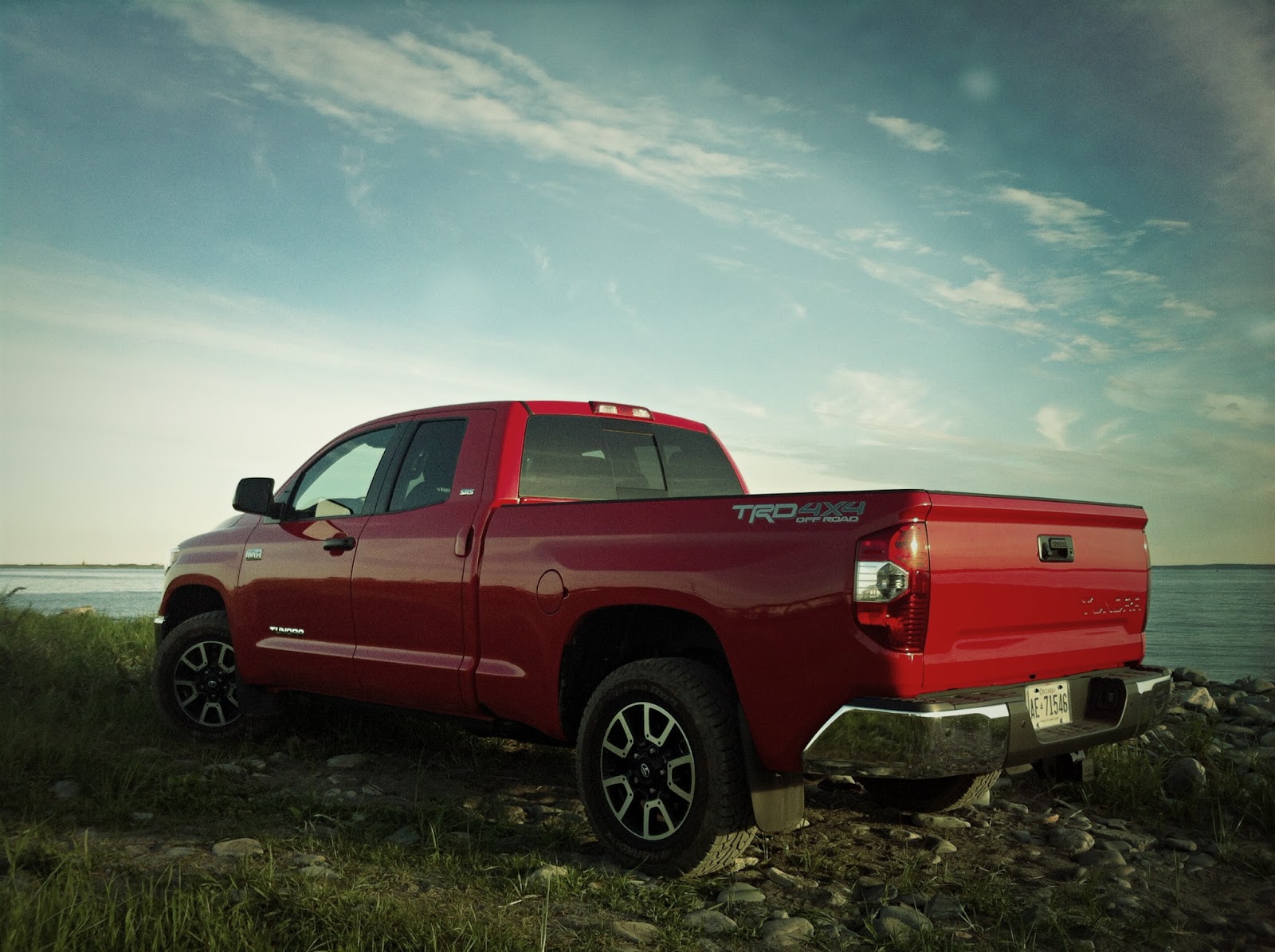 2014 Toyota Tundra double cab red