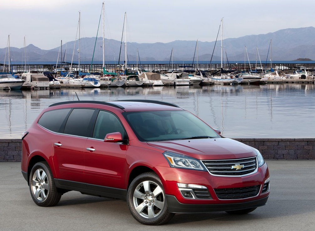 2013 Chevrolet Traverse red