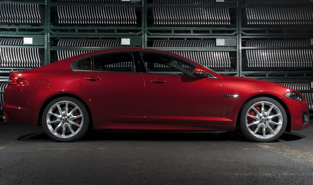 2012 jaguar xf red