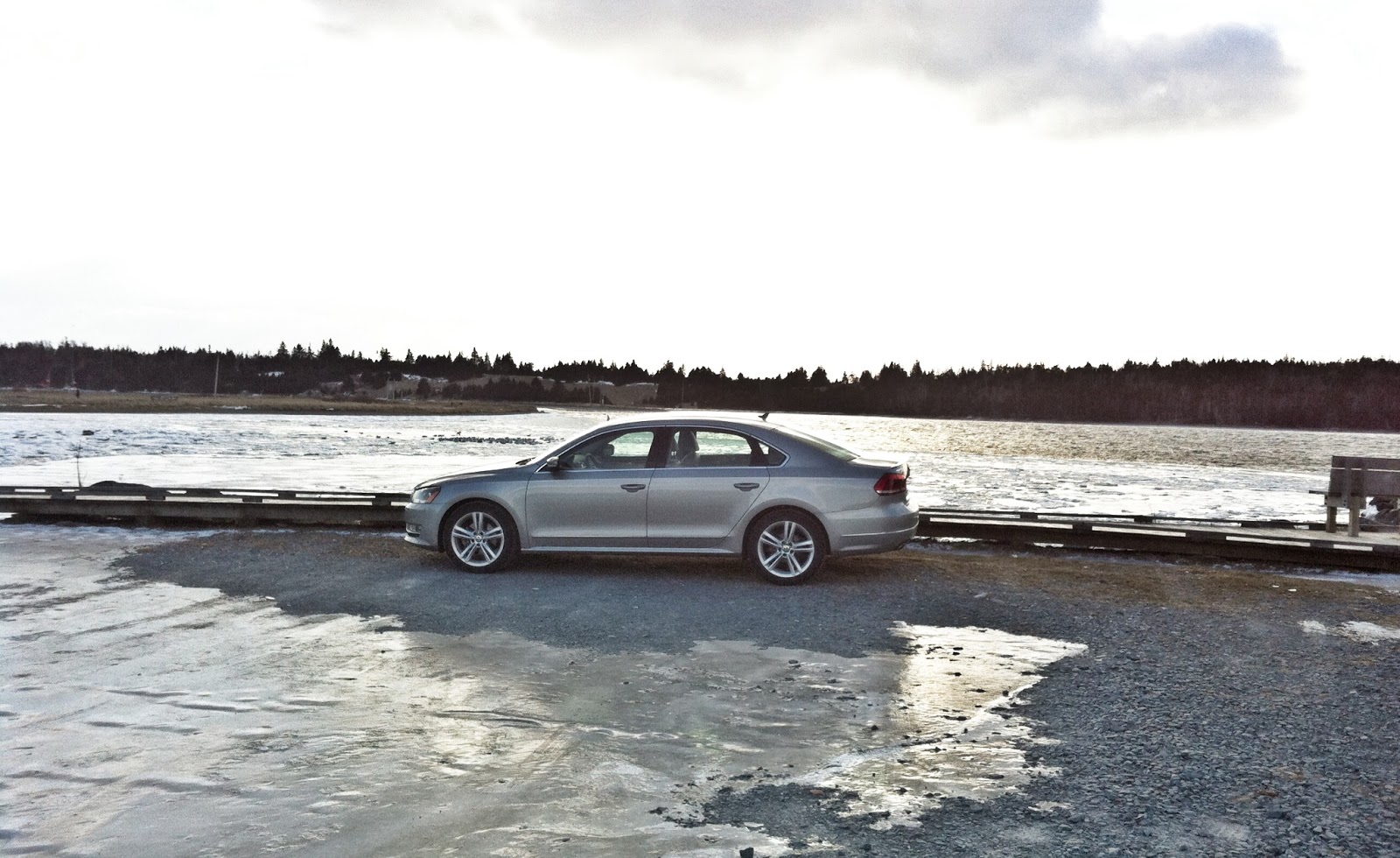 2014 Volkswagen Passat TDI Highline profile