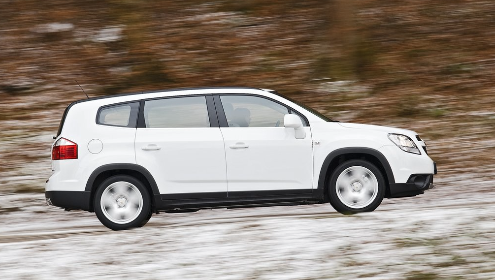 2012 Chevrolet Orlando white