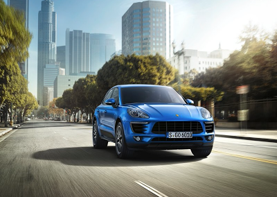 2015 Porsche Macan S blue front