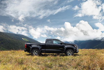 2015 Chevrolet Colorado black extended cab