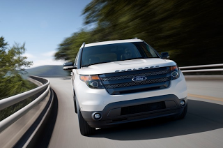 2013 Ford Explorer Sport white