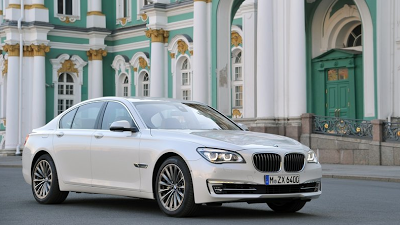 2013 BMW 750Li white