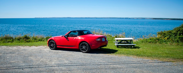 2013 Mazda MX-5 GS PRHT top up