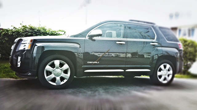 2013 GMC Terrain Denali side view