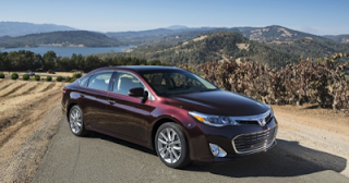 2013 Toyota Avalon red